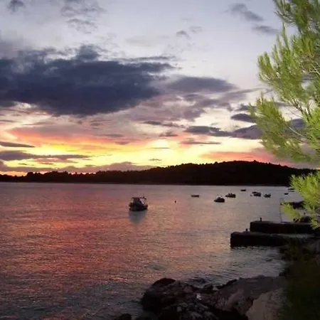 Amazing Sunset 100m From Sea Zdrelac