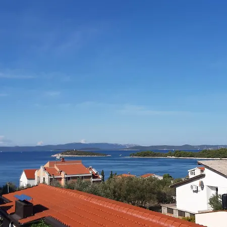 Apartment Amazing Sunset 100m From Sea Zdrelac
